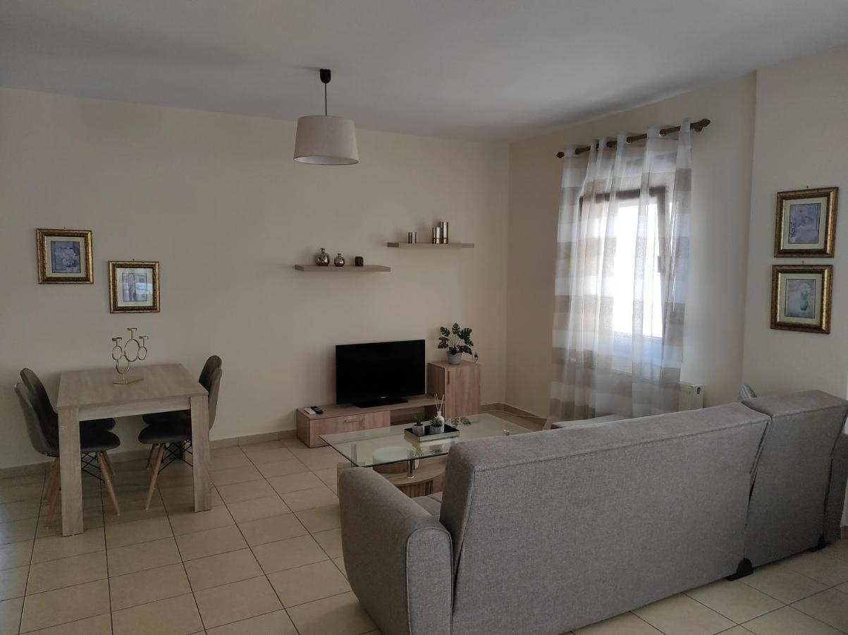 הוילה Néa Péramos Elena House מראה חיצוני תמונה