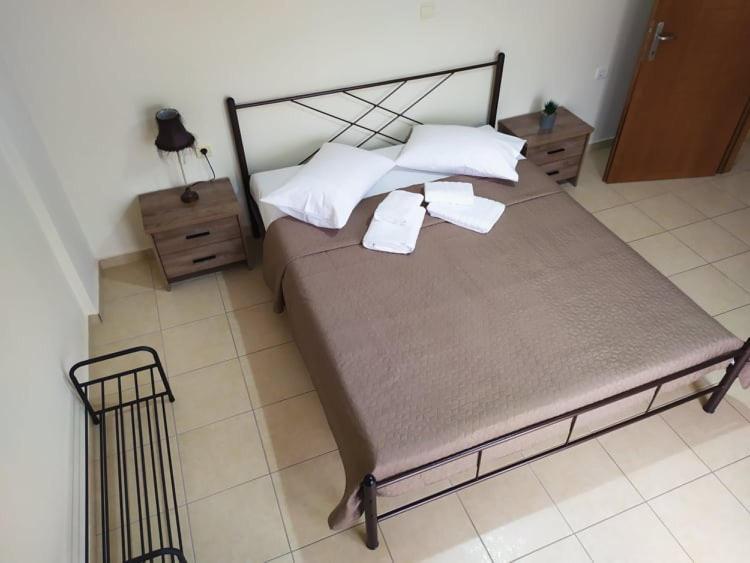 הוילה Néa Péramos Elena House מראה חיצוני תמונה